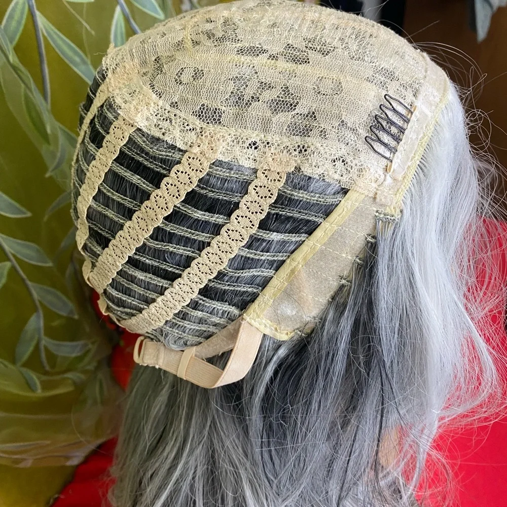 silver fox blowout volume wig